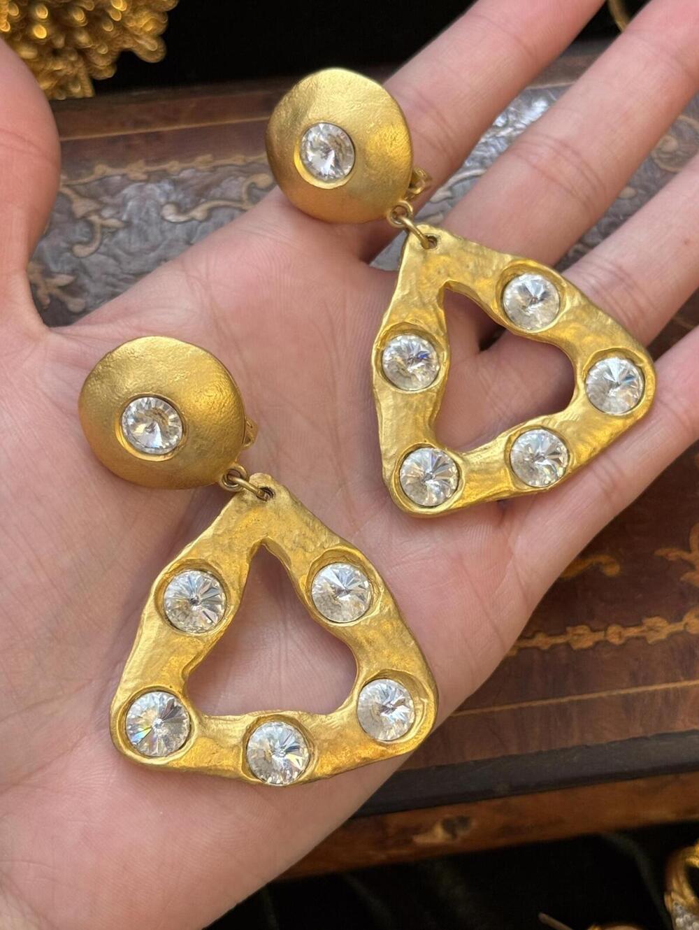 Vintage Norma Jean Large Triangle Etruscan Rivoli Matte Gold Tone Clip Earrings